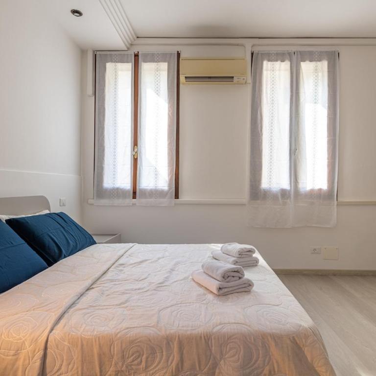 Domus Aurum - Raffinato e Confortevole Appartamento in Centro Storico fuori dalla ZTL - Appartamento con 1 Camera da Letto - 12
