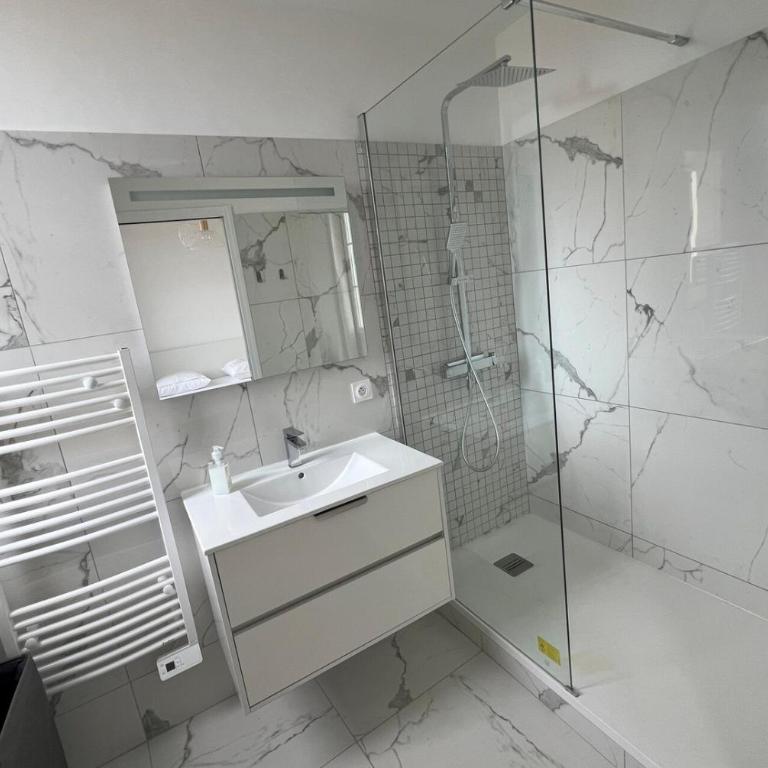 Aurélie - Charming 1Br Trottel Beach - by TGB - Apartment - 3