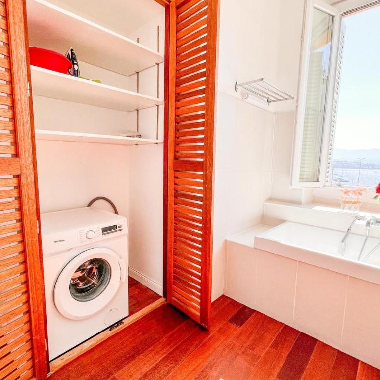 Alba - Central Glimpse of the sea Sea nearby - Appartement 3 Chambres - 25