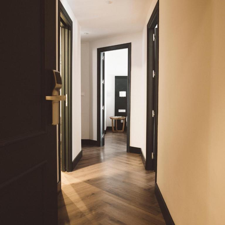 Honest Granada Hotel - Two-Bedroom Apartment - Annex - 5