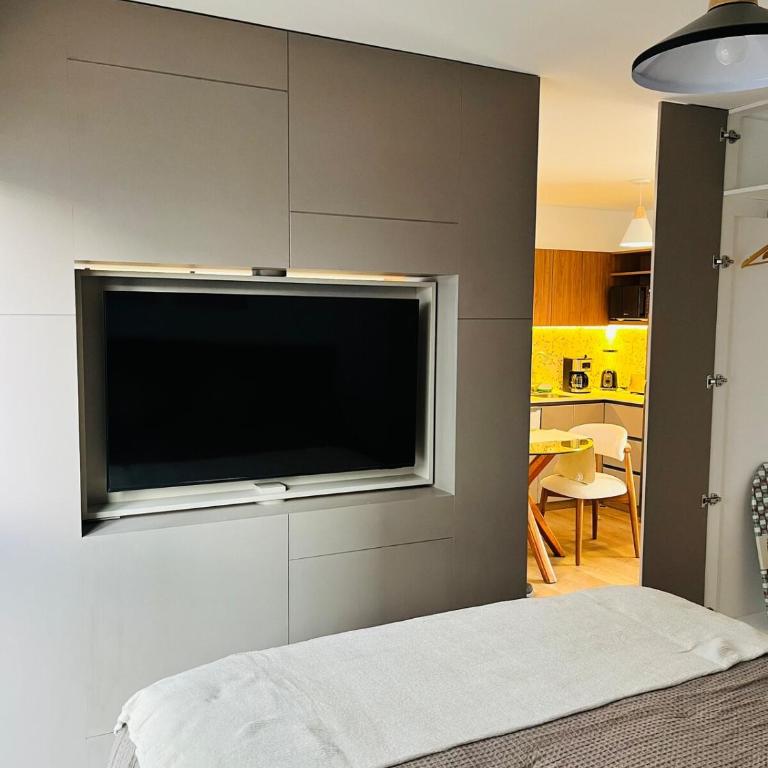 Entire apartment in the heart of Miraflores - One-Bedroom Apartment - 5