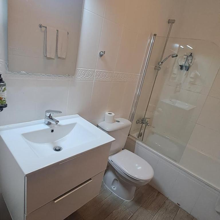 Nest Style Navas - Two-Bedroom Apartment - 3