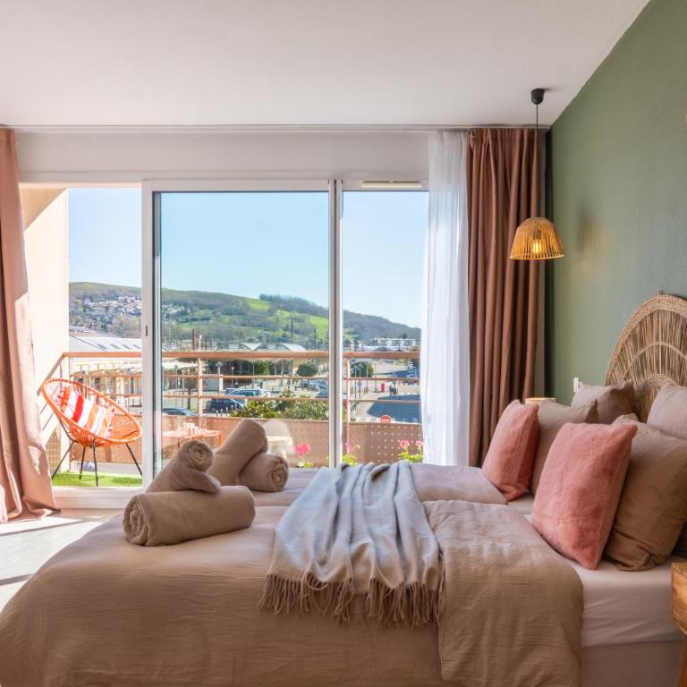 Studio cosy 2-3 pers, balcon, parking privé, clim, WiFi - 15 min sanctuaire - Studio mit Balkon - 1