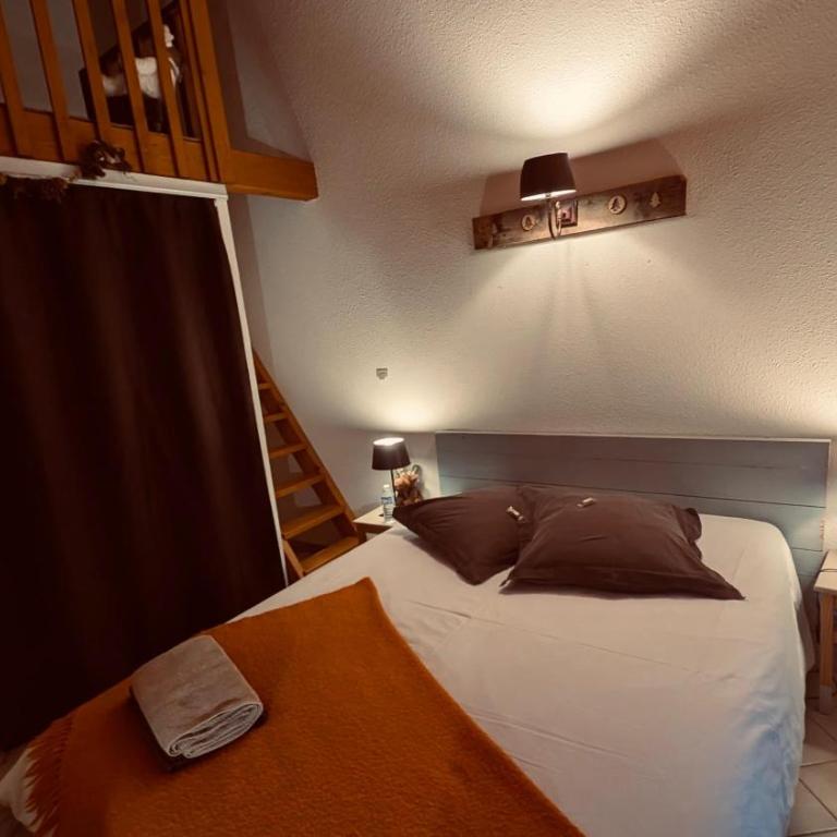 CHAMBRES D'HOTES L'ANTONIN - Camera Matrimoniale con Bagno Privato - 3