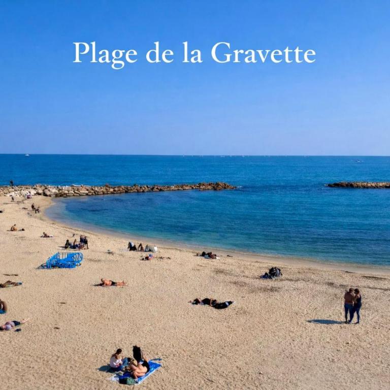 Old Town Antibes Apartment with AC 320m from Beach - Appartement Supérieur - 26