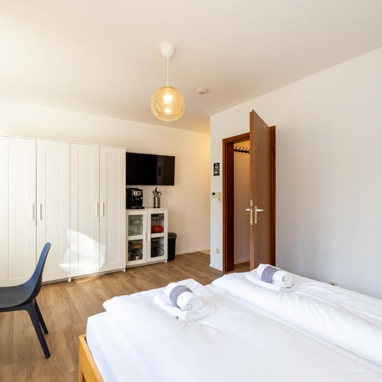 Nette Apartments mit Terrasse - Studio 1 with double bed - 7