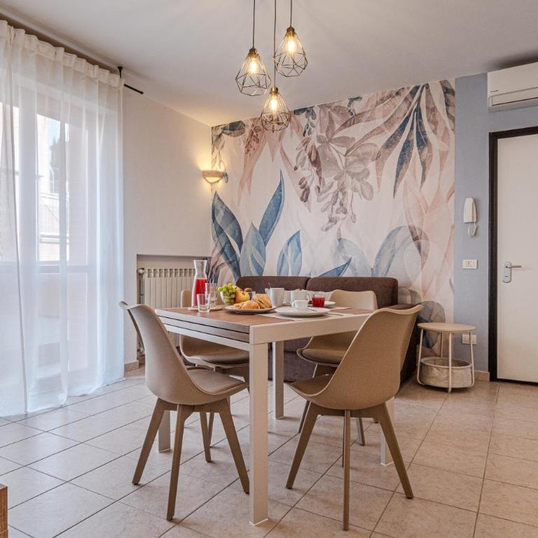 Cozy Scacciapensieri - Two-Bedroom Apartment - 4