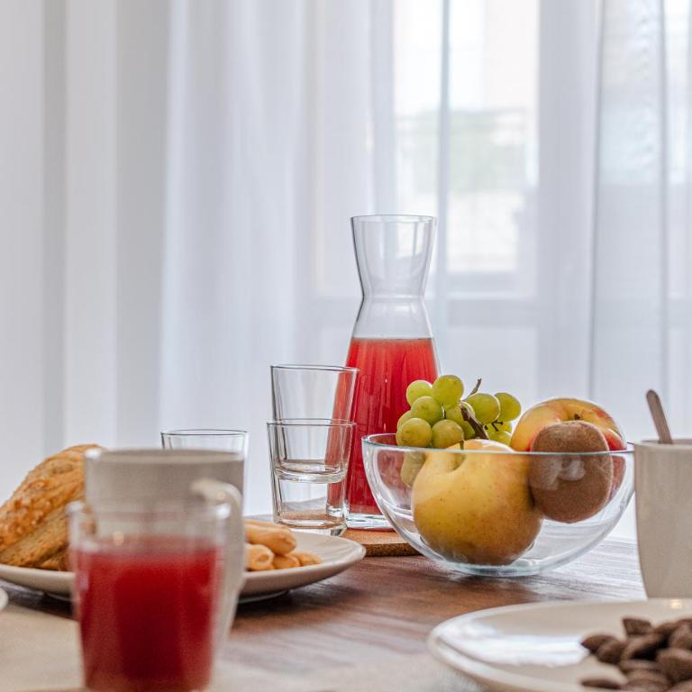 Cozy Scacciapensieri - Two-Bedroom Apartment - 7