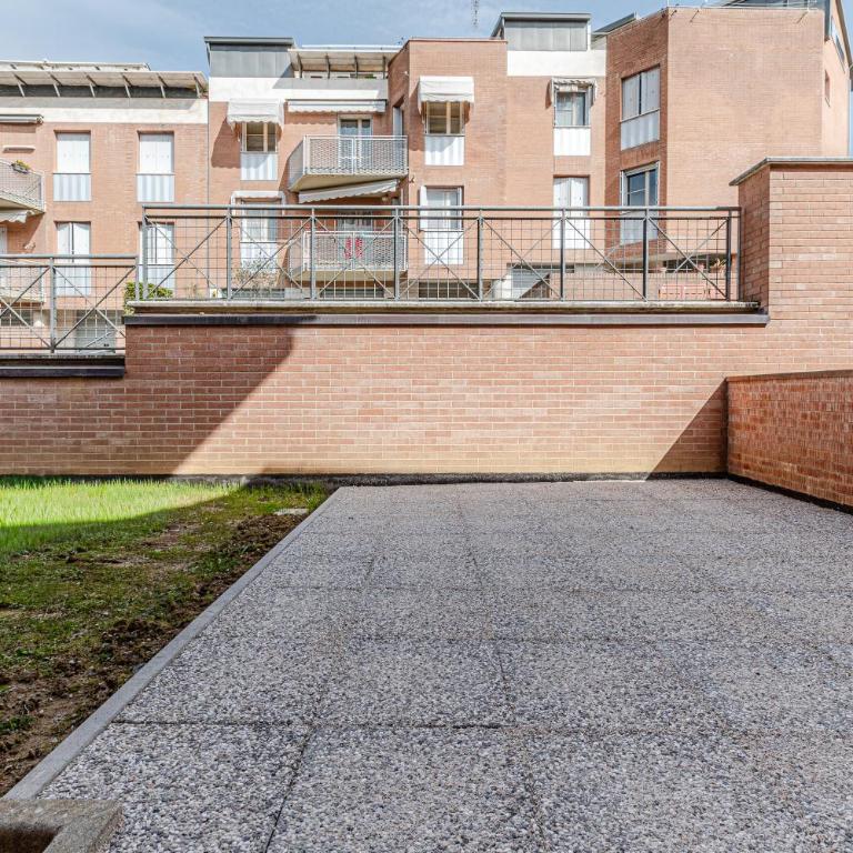 Cozy Scacciapensieri - Two-Bedroom Apartment - 16