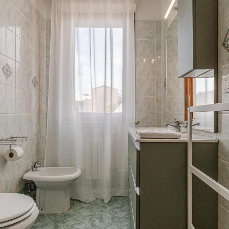 Cozy Scacciapensieri - Two-Bedroom Apartment - 49