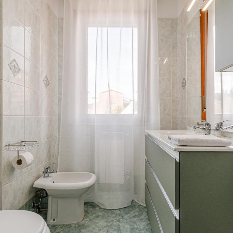 Cozy Scacciapensieri - Two-Bedroom Apartment - 66