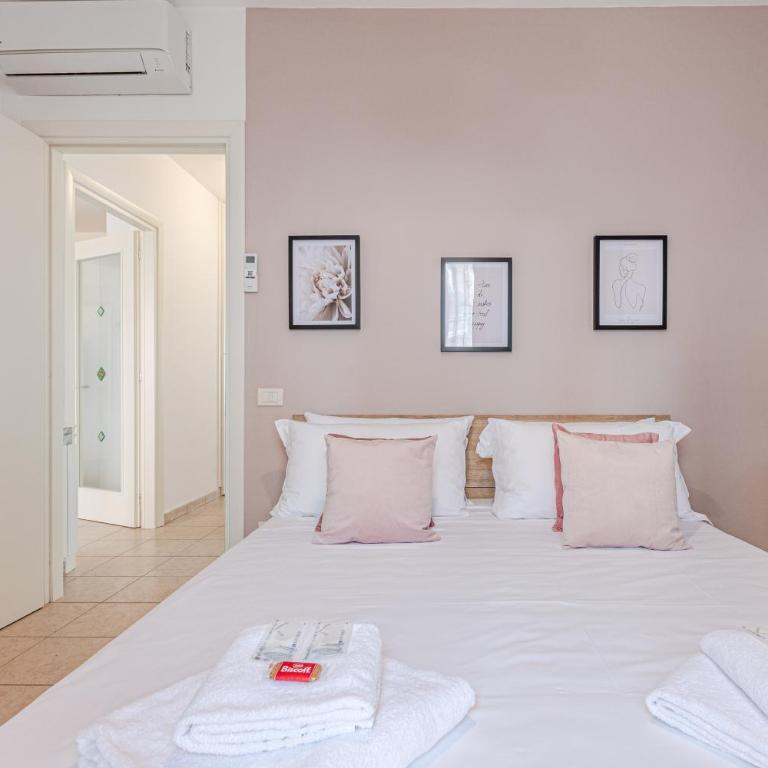 Cozy Scacciapensieri - Two-Bedroom Apartment - 69