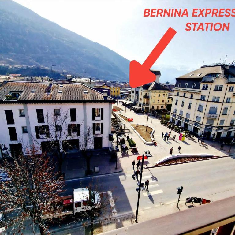 PASSENGERS STOP - ONE MINUTE TRAINS STATIONS - Tirano center - Apartamento Superior de 1 dormitorio con balcón - 2