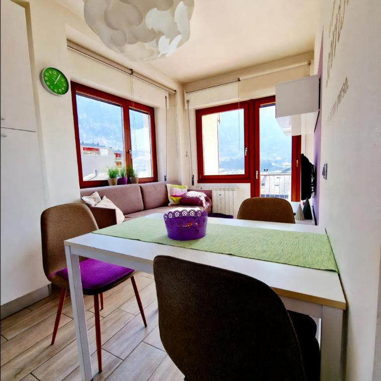 PASSENGERS STOP - ONE MINUTE TRAINS STATIONS - Tirano center - Apartamento Superior de 1 dormitorio con balcón - 4