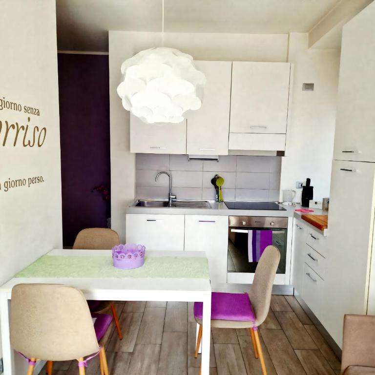 PASSENGERS STOP - ONE MINUTE TRAINS STATIONS - Tirano center - Apartamento Superior de 1 dormitorio con balcón - 5