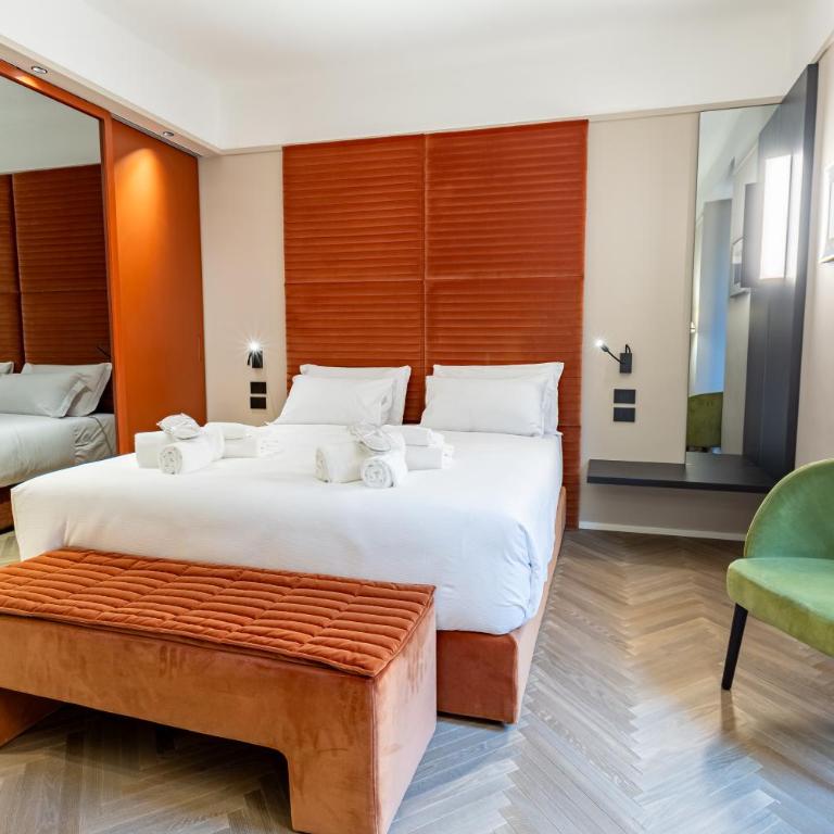Golden Root Milano - Double Room with Private Bathroom - 8