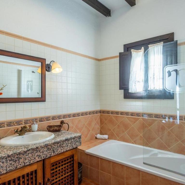 Casa Castillo Malaga by Ruralidays - Four-Bedroom Villa - 16