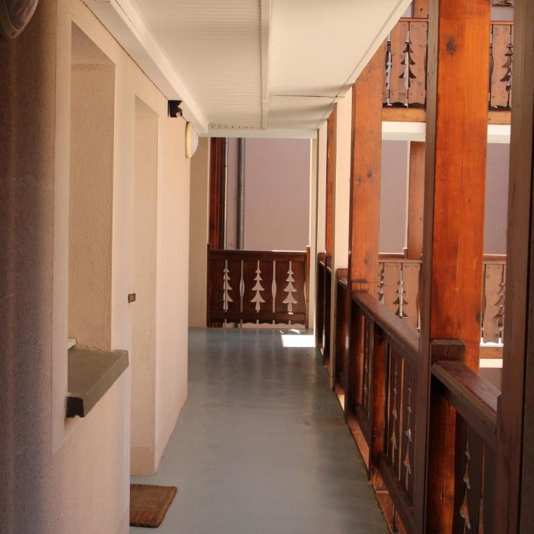 Appartement meublé T3 avec terrasse vue montagne - Appartement 2 Chambres - 25