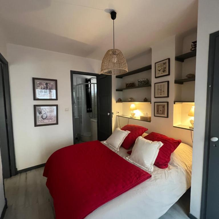 F2 climatisé centre St Raphaël plages 900 m et gare - One-Bedroom Apartment - 8
