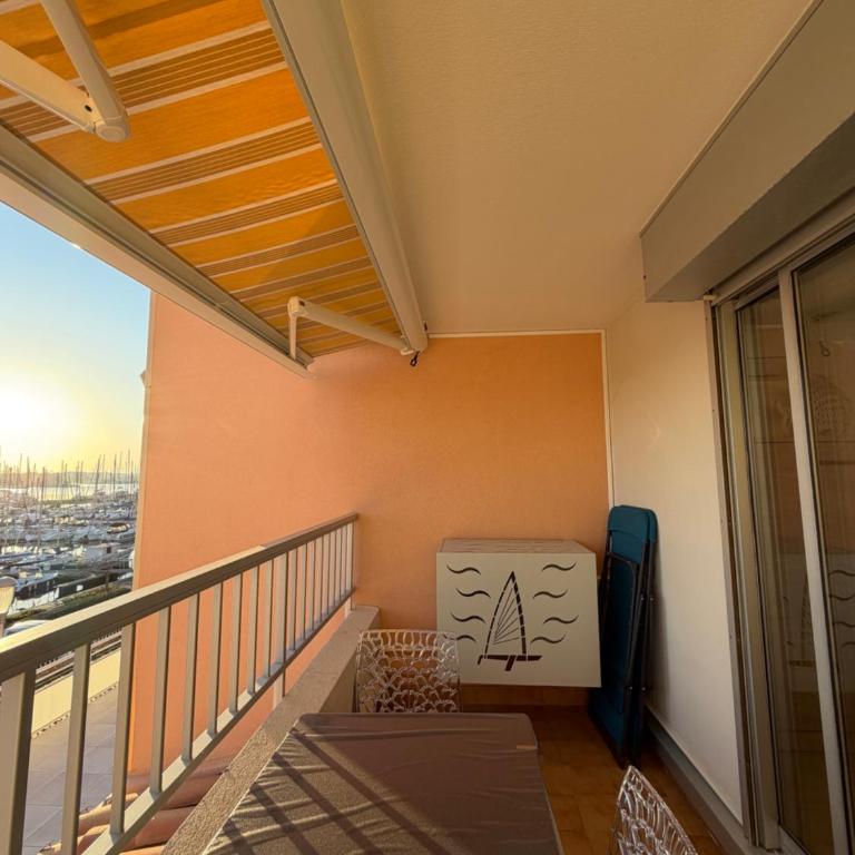 Appartement Le Cap d Agde vue directe sur le port - Studio mit Meerblick - 23