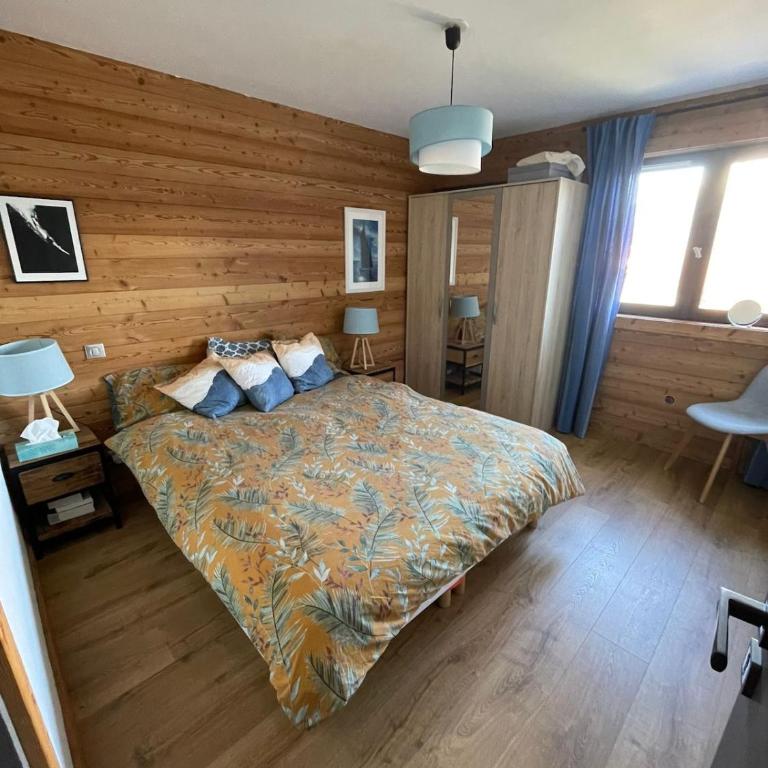 Beautiful 2 rooms of 44 m2 chalet atmosphere - Appartement 2 Chambres - 14