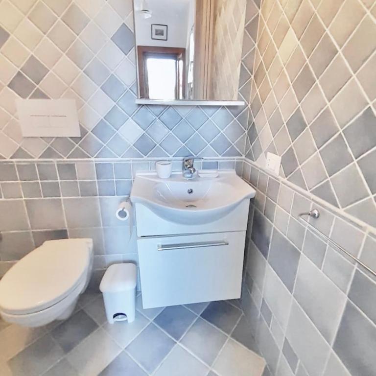 Panoramic apartment 6 beds In Marinella with garden SEA VIEW - Appartamento con 2 Camere da Letto e Vista Mare - 23