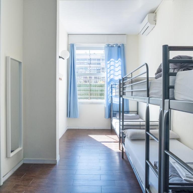 360 Hostel Centro - Bed in 6-Bed Female Dormitory Room - 8