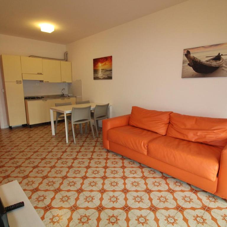Residence Isvico - Appartamento con 2 Camere da Letto e Terrazza - 12