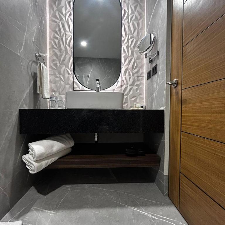 Hotel Portobelo - Standard Room - 9