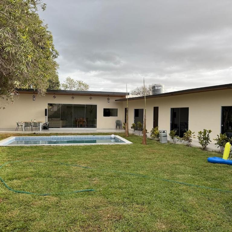 House in Ica with pool, grill and large garden - Villa with Private Pool - 7