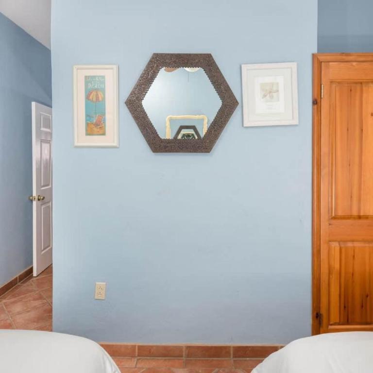 Spacious Beachfront Condo Las Palmas II 11A - Apartamento - 26
