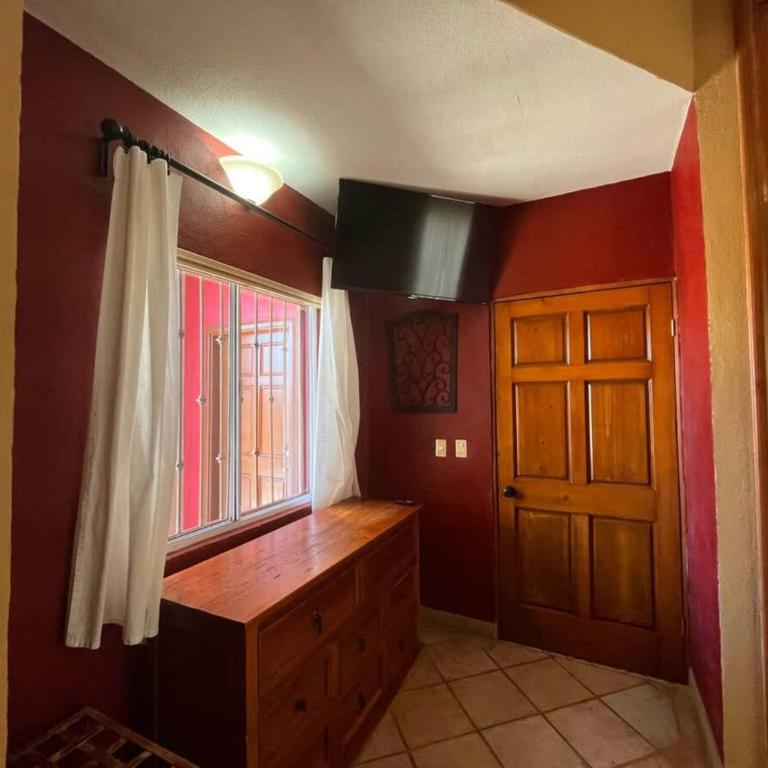 Comfortable Beachfront Condo Las Palmas II 11 B - Apartamento - 4