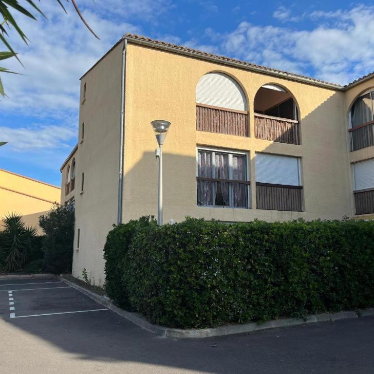 Appartement avec jardin plein sud- Clim wifi et parking - One-Bedroom Apartment - 3