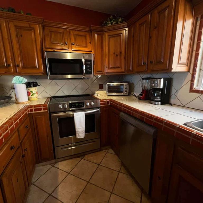 Comfortable Beachfront Condo Las Palmas II 11 B - Apartamento - 28