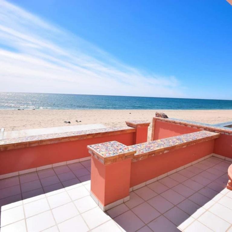 Beautiful Beachfront Condo Las Palmas II 3 - Apartamento - 1