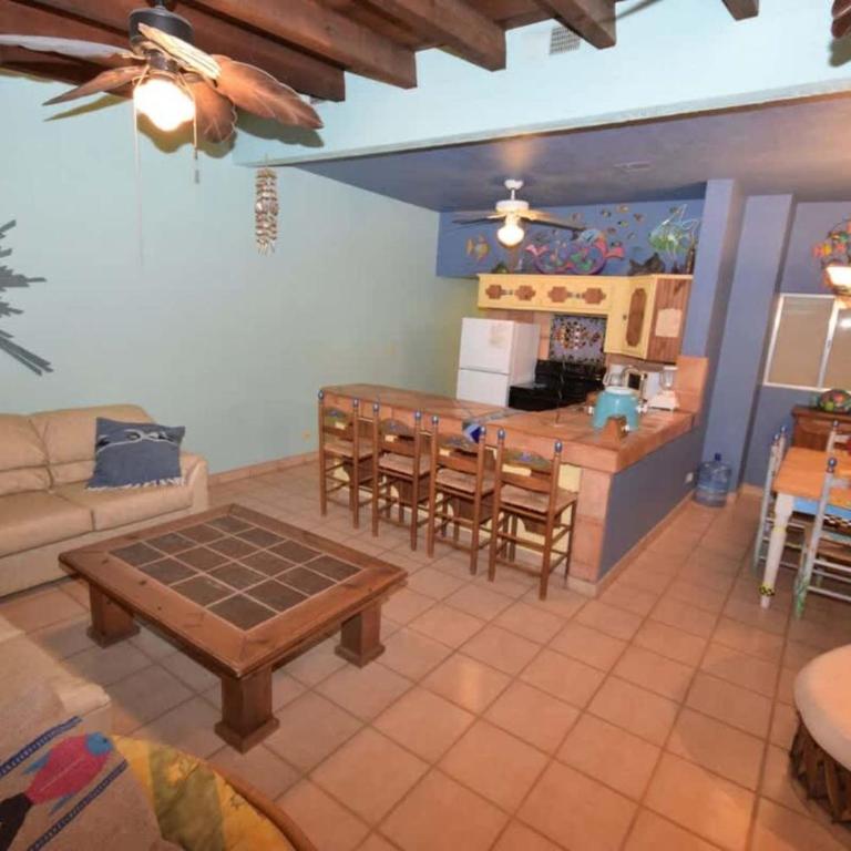 Beautiful Beachfront Condo Las Palmas II 3 - Apartamento - 17