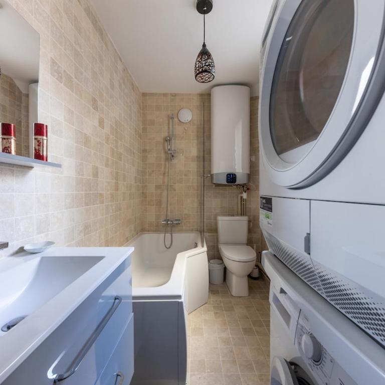 Bright & Perfect Location , 15 min Eiffel Tower - Appartement 2 Chambres - 18