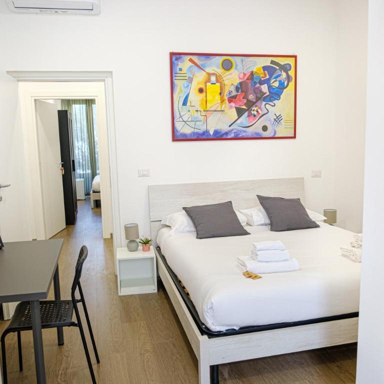 GuestHouse Denina67 - ChiacchioPM - Camera Matrimoniale con Bagno Privato - 12