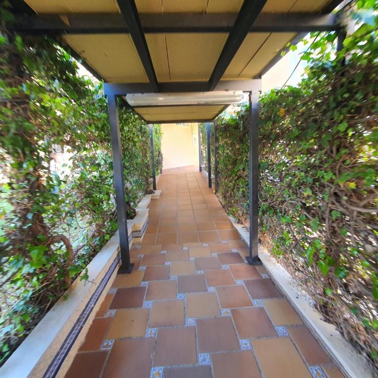 Apartamento Playamar con vistas al mar y piscina a 50 metros del Paseo Marítimo - Apartamento de 2 dormitorios - 38