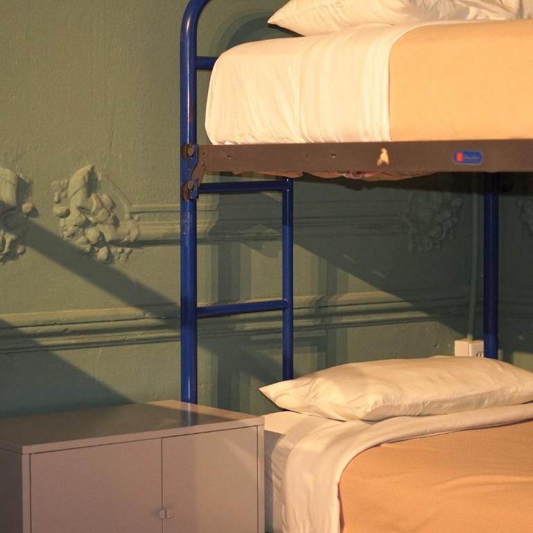 Xolo Hostel - Bed in 6-Bed Female Dormitory Room - 1