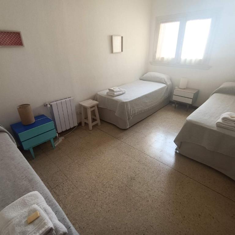 Casa Nanet Hotel - Triple Room with Private Bathroom - 3