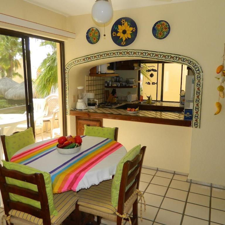 Club La Costa Hotel Zone Beautiful 1 Bedroom Condo Across From The Beach - One-Bedroom Apartment - 7