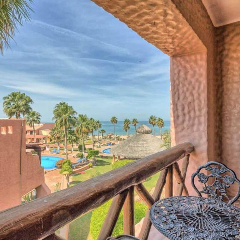 Unique Colorful Condo on 3rd Floor Pinacate 321 - Apartamento - 9