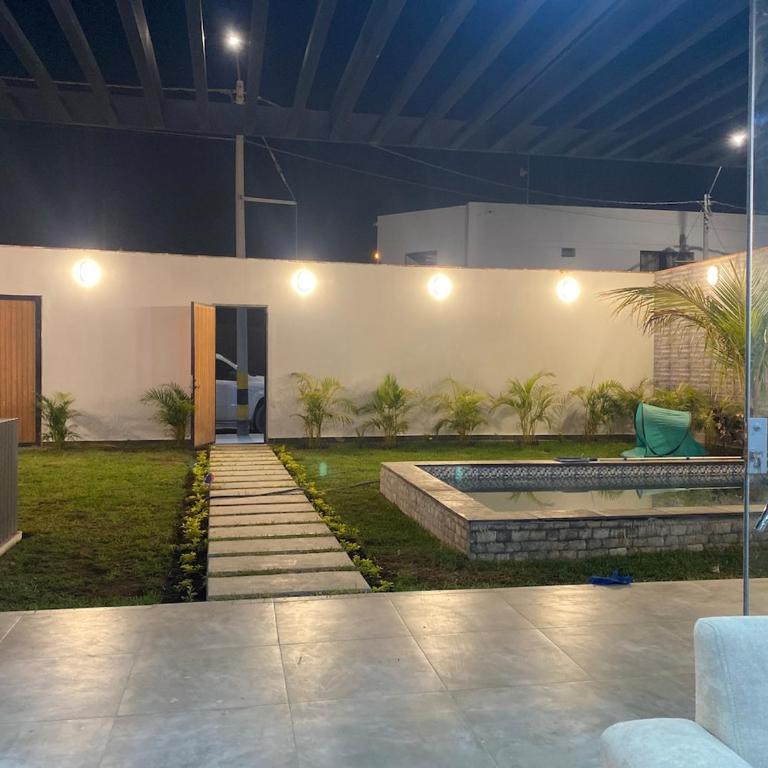 Modern house with pool in Ica - Villa - 29