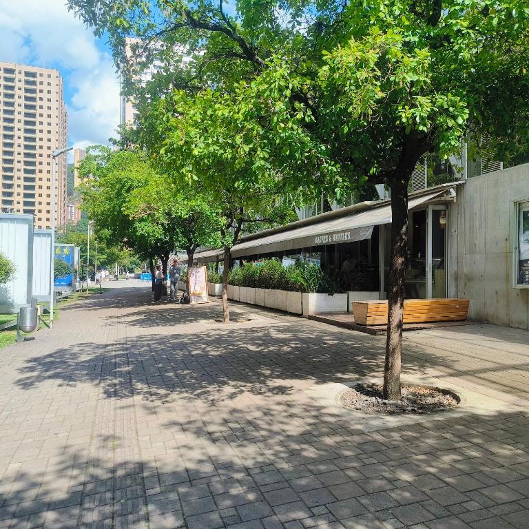 Apartamento Completo Poblado - Ubicacion Central con Parqueadero - Apartamento de 2 dormitorios - 31