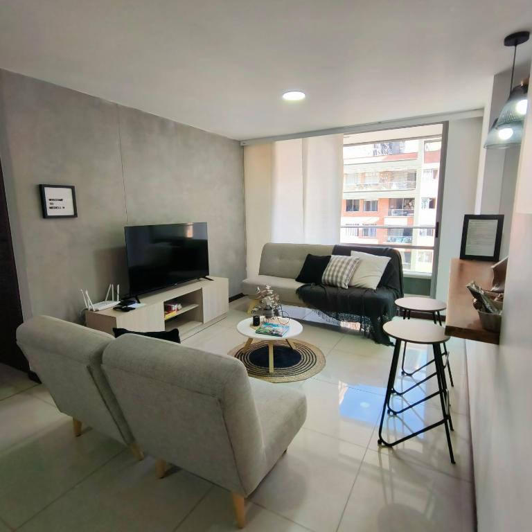 Apartamento Completo Poblado - Ubicacion Central con Parqueadero - Apartamento de 2 dormitorios - 6