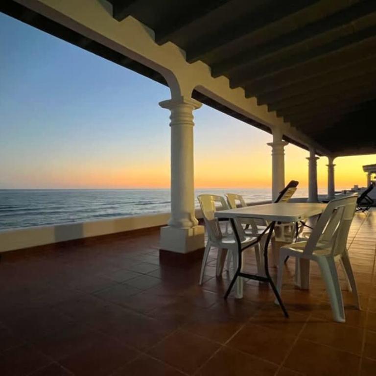 Stunning Cozy Beachfront Home Paz de Penasco - Apartment - 28