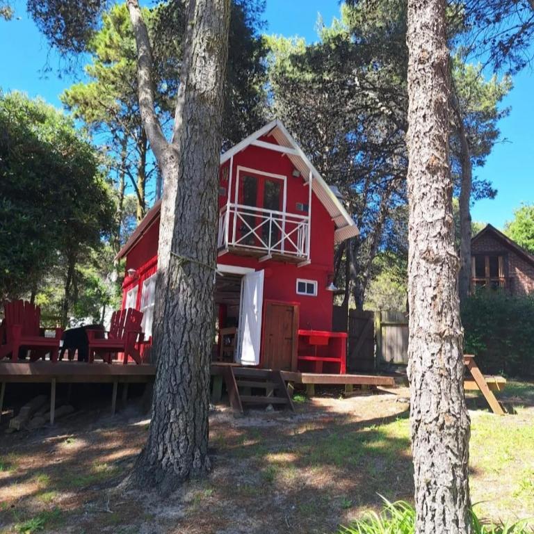 Las Capitol Casa roja - Three-Bedroom House - 19