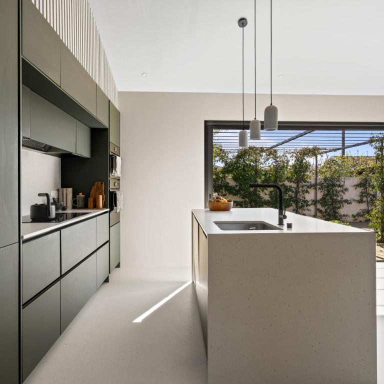 Villa design, charme avec piscine - Villa 2 Chambres - 12
