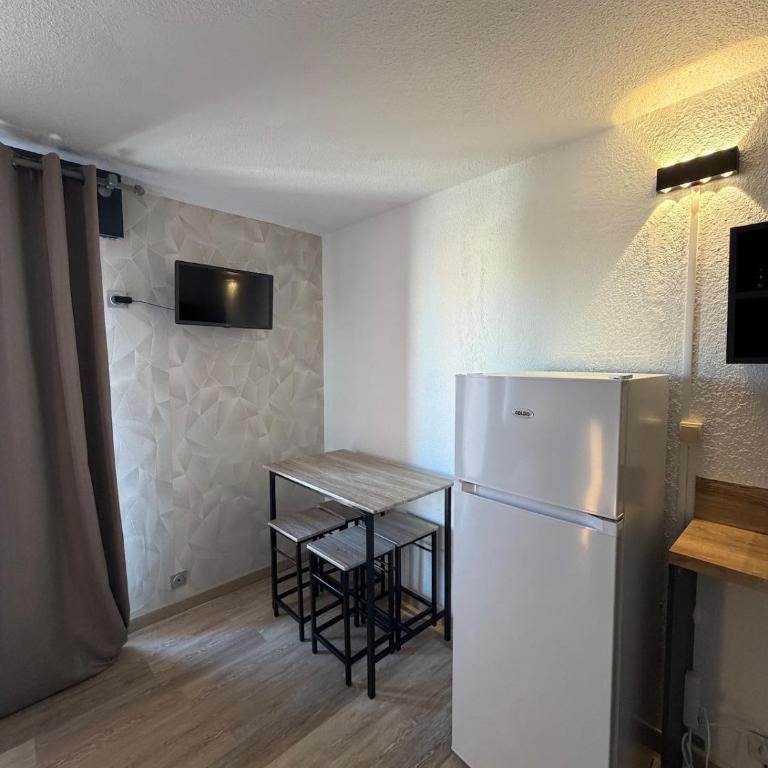 Studio pour 4 personnes - Piscine- Ascenseur - Apartamento de 1 dormitorio - 5